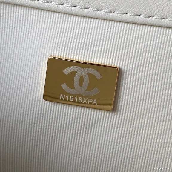 First Bag Ru CHANEL MESSENGER SMALL BAG 0709